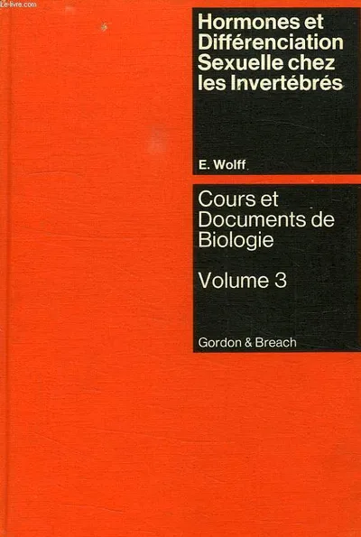 Couverture de Hormones et différenciation sexuelle chez les invertébrés