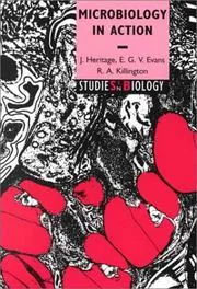 Couverture de Microbiology in action